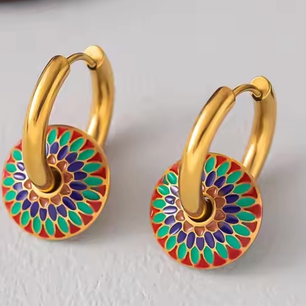 Gold Tone Enamel Mandala Necklace & Hoop Earrings Set , NEW - Picture 4 of 10